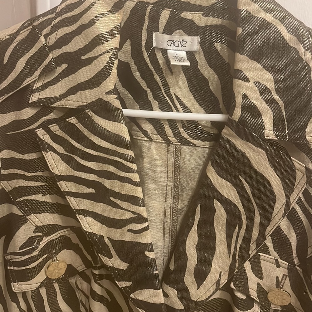 Cache blazer/jacket. Size large. - Picture 2 of 4